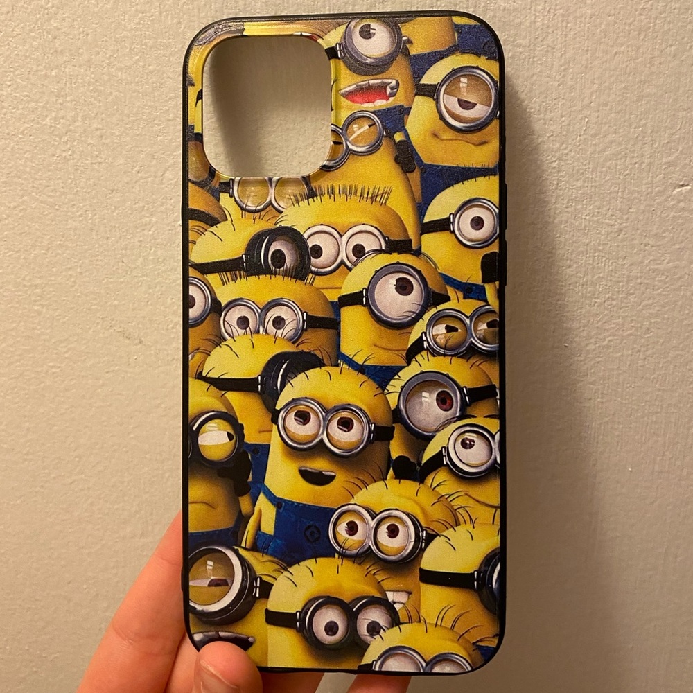 12 Pro Max Minion Phone Case